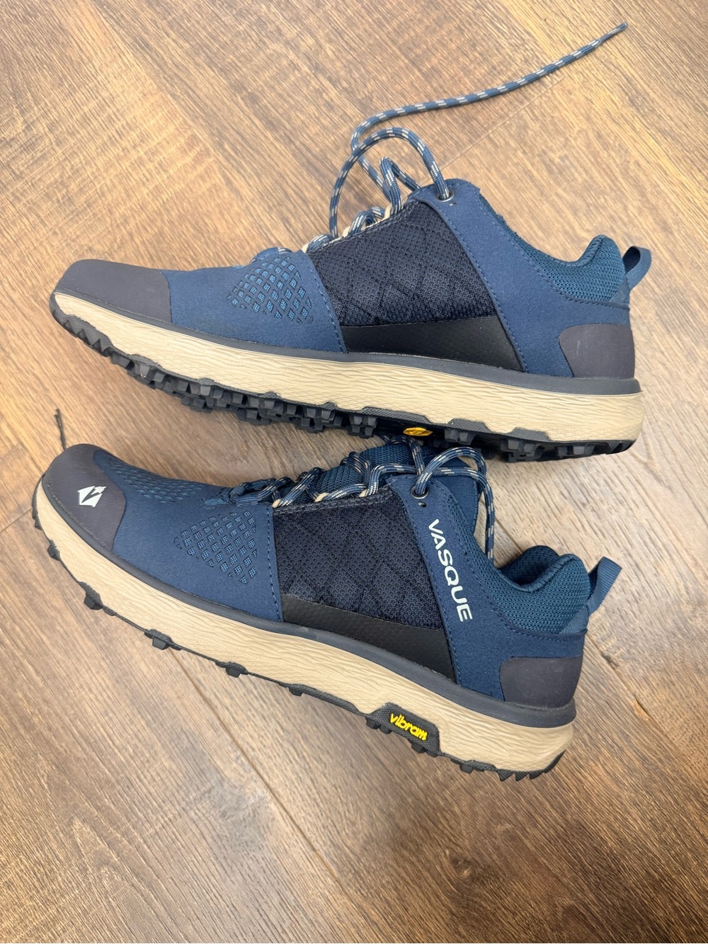 Vasque Breeze LT Low Men’s Athletic Shoe - Majolica Blue/Aluminum